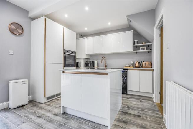 50 Green Lane, Copnor-PorticoMarketing-SoldBy-18.j