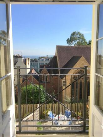 balcony2.jpg