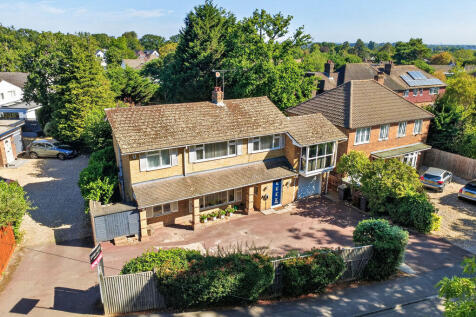 Hare Hill, Row Town