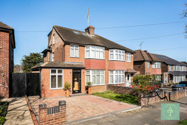 Five Bedroom Semi Detached for Sale