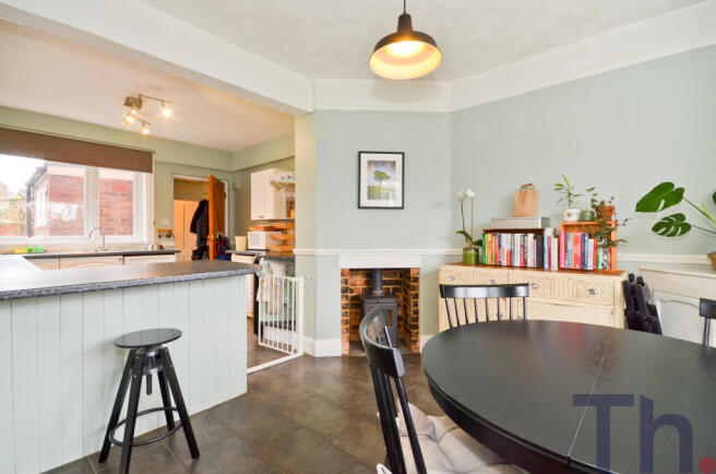 Kitchen & Dining Area.JPG
