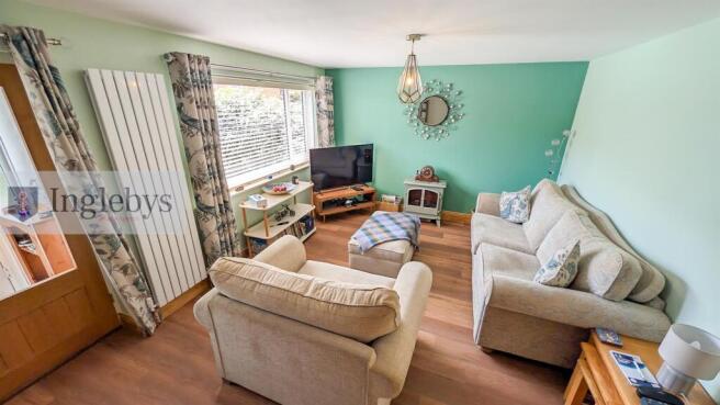 3 bed Semi-Detached for sale Image 5