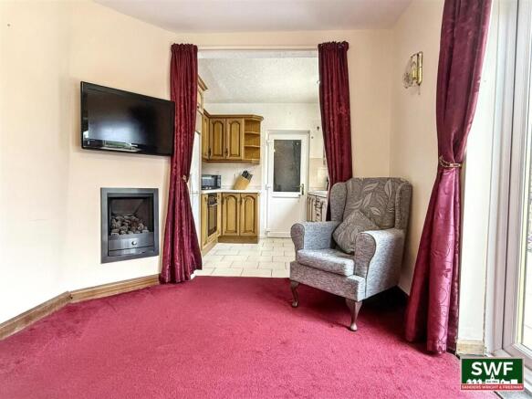 SITTING ROOM