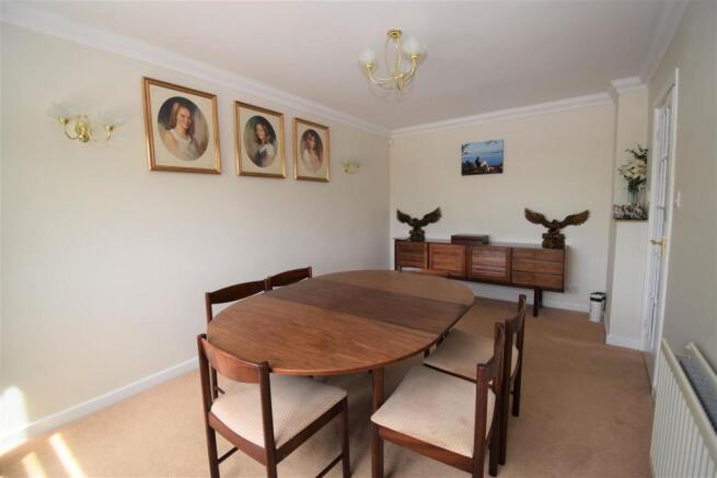 Dining Room.jpg