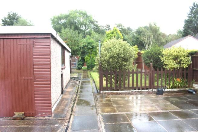 Garage / Rear