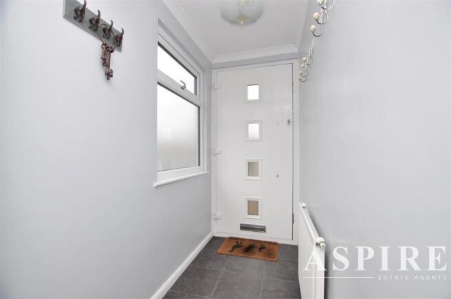 Aspire Estate Agents Benfleet 15.jpg