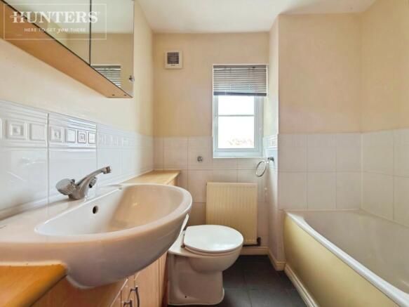 3 bed Semi-Detached for sale Image 10