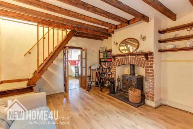 LOUNGE: