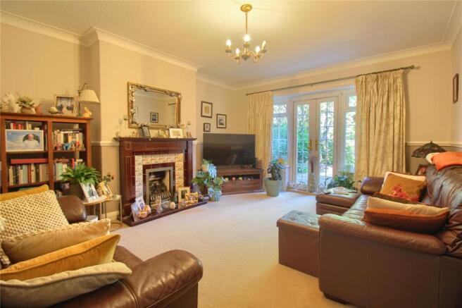 3 bed Semi-Detached for sale Image 7