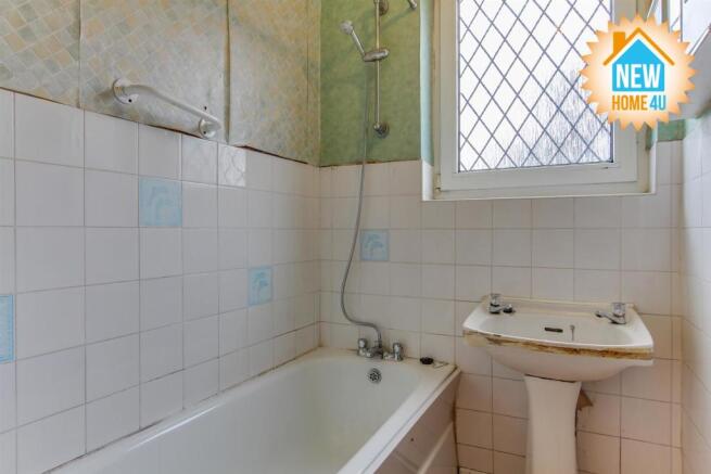 BATHROOM: