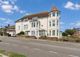 Flat 5, 51, Cantelupe Road, Bexhill-on-sea TN40 1HZ