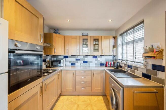 Hawthorne Way, Shafton, Barnsley photo 4