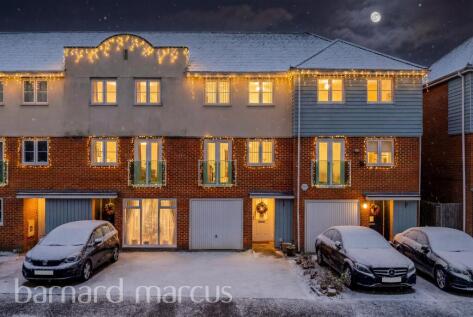 St. Annes Drive North, Redhill