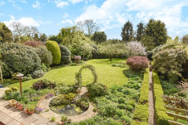 OUTSIDE & GARDENS