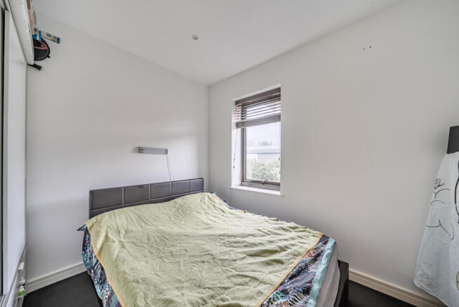 1403117-10-69721d...