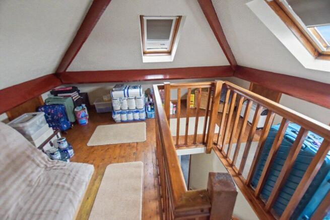 3 bed Semi-Detached for sale Image 11