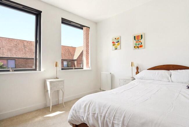 3 bed Semi-Detached for sale Image 11
