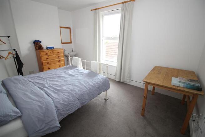 bed 4.JPG