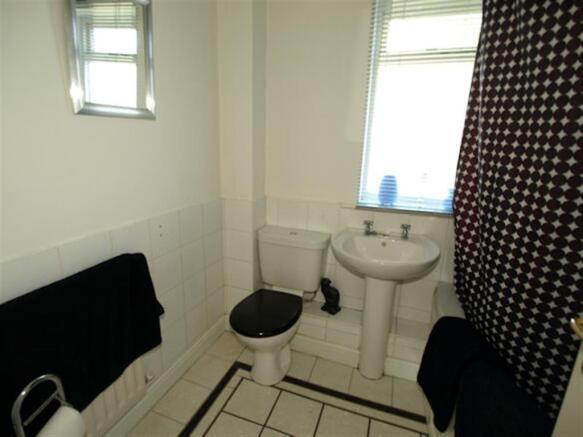 BATHROOM/W.C.