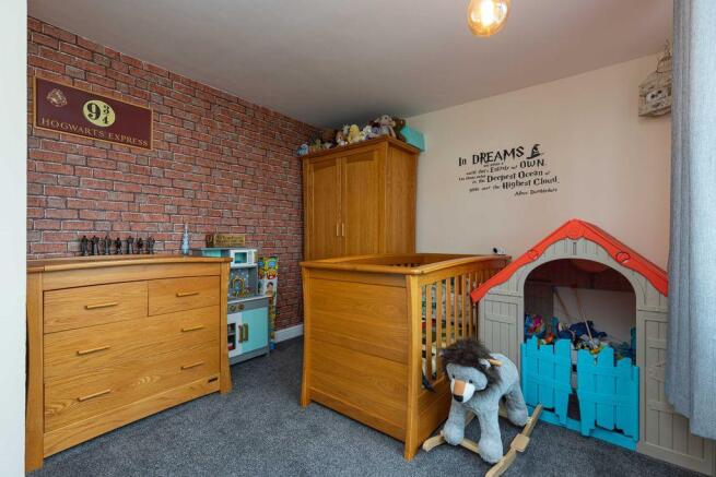 Bedroom 2 (Double)