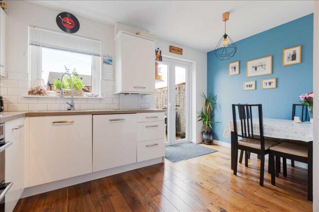 Kitchen/Dining