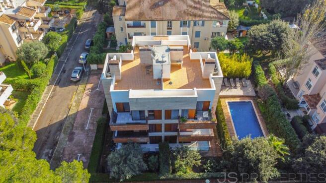 Penthouse apartment for sale in Puerto Pollensa with tourists license