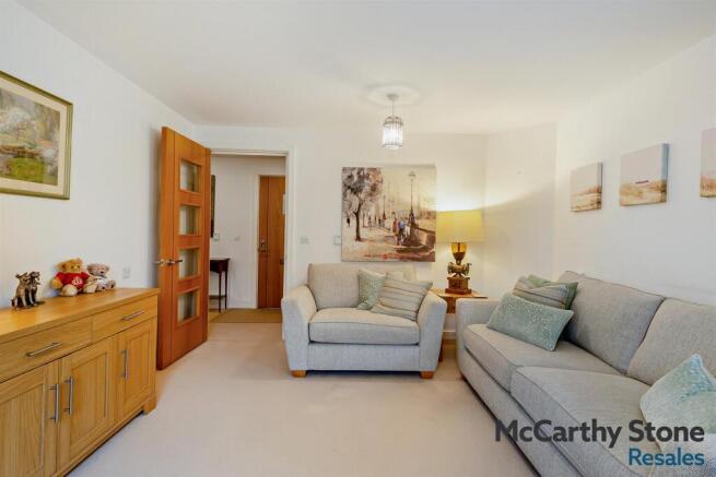 8680482-interior16-800.jpg