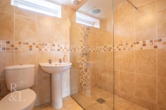 21 Coton Road (6).jpg