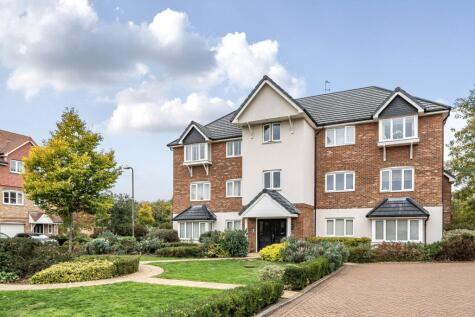 Scholars Place, Walton-On-Thames, KT12