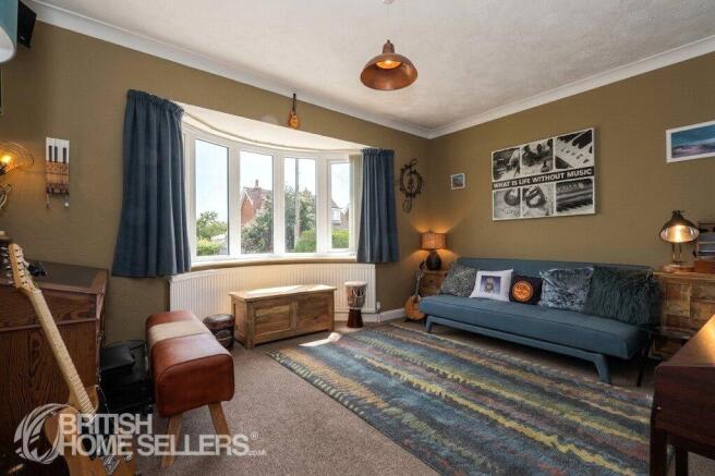 3 bed Bungalow for sale Image 10