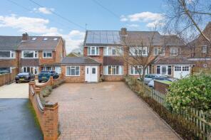 31, Criss Grove, Chalfont St. Peter, Chalfont St Peter SL9 9HQ