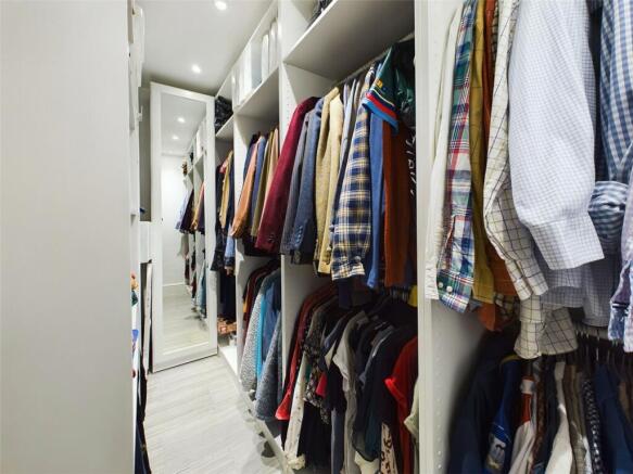 Walk-In Wardrobe