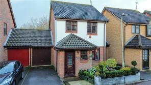 21, Worrall Way, Reading RG6 4AW