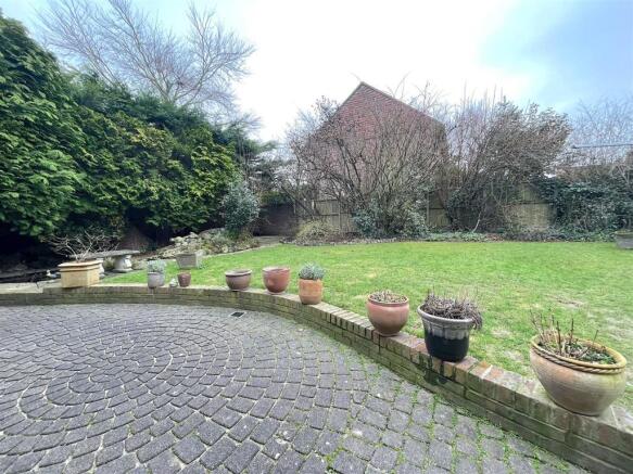 Garden (1).jpeg