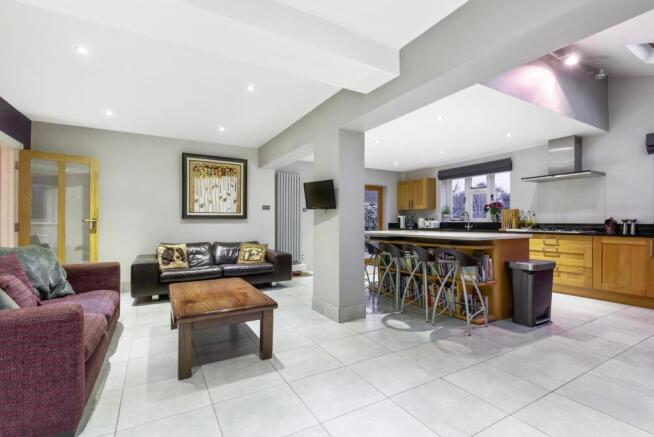 Kitchen/Dining/Famil