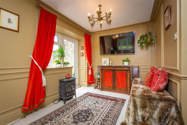 3 bed House for sale Image 10