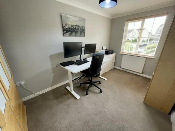 5. office.JPEG