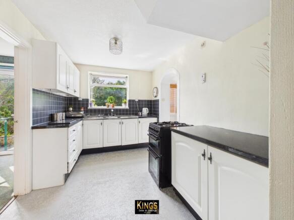 3 bed Detached for sale Image 6