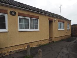 33b, Knights Court, Wellingborough NN8 4DD