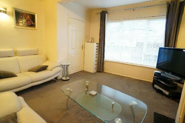 4th Photo of Lounge