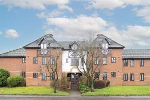 40, Balfour Court, Station Road, Harpenden AL5 4XT