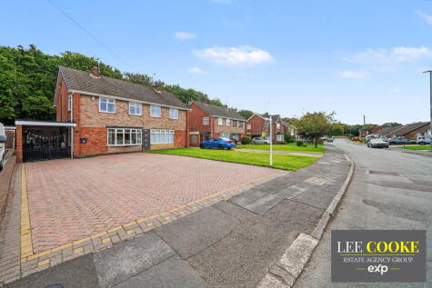 Linden Lane, Short Heath, Willenhall, WV12 5NX
