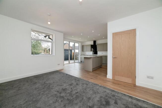 2 bed Semi-Detached Bungalow for sale Image 5