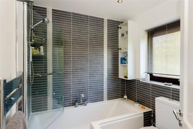 En Suite Bathroom
