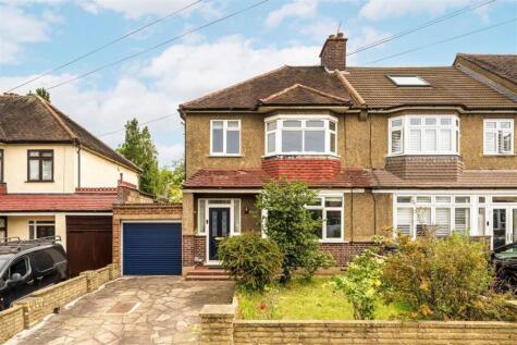 Pitfold Road, Lee