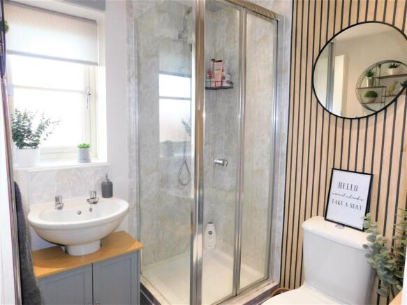 ENSUITE