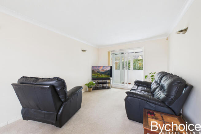 CAM05454G0-PR0113-STILL006