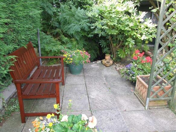 Photo 8