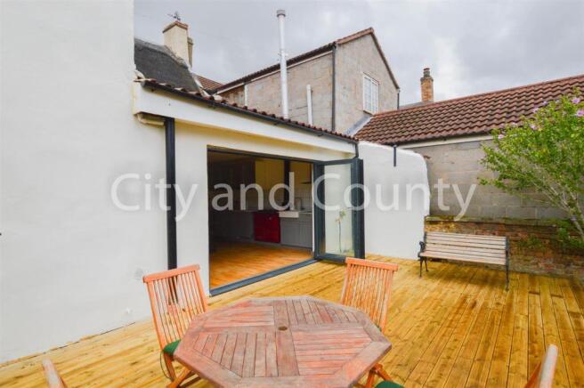 Rear Decking.jpg