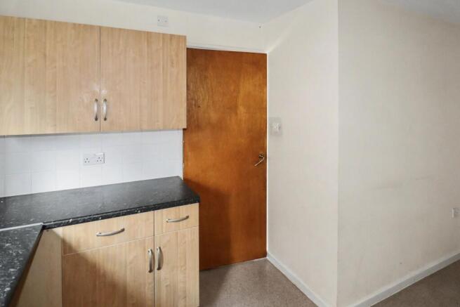32 Shelley Grove, Bradford, West Yorkshire, BD8 0JZ
